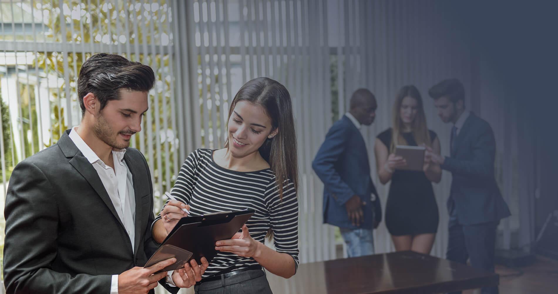 { Util::getPropSimpleFromArray($arr_banners, 'titulo', $i) }}